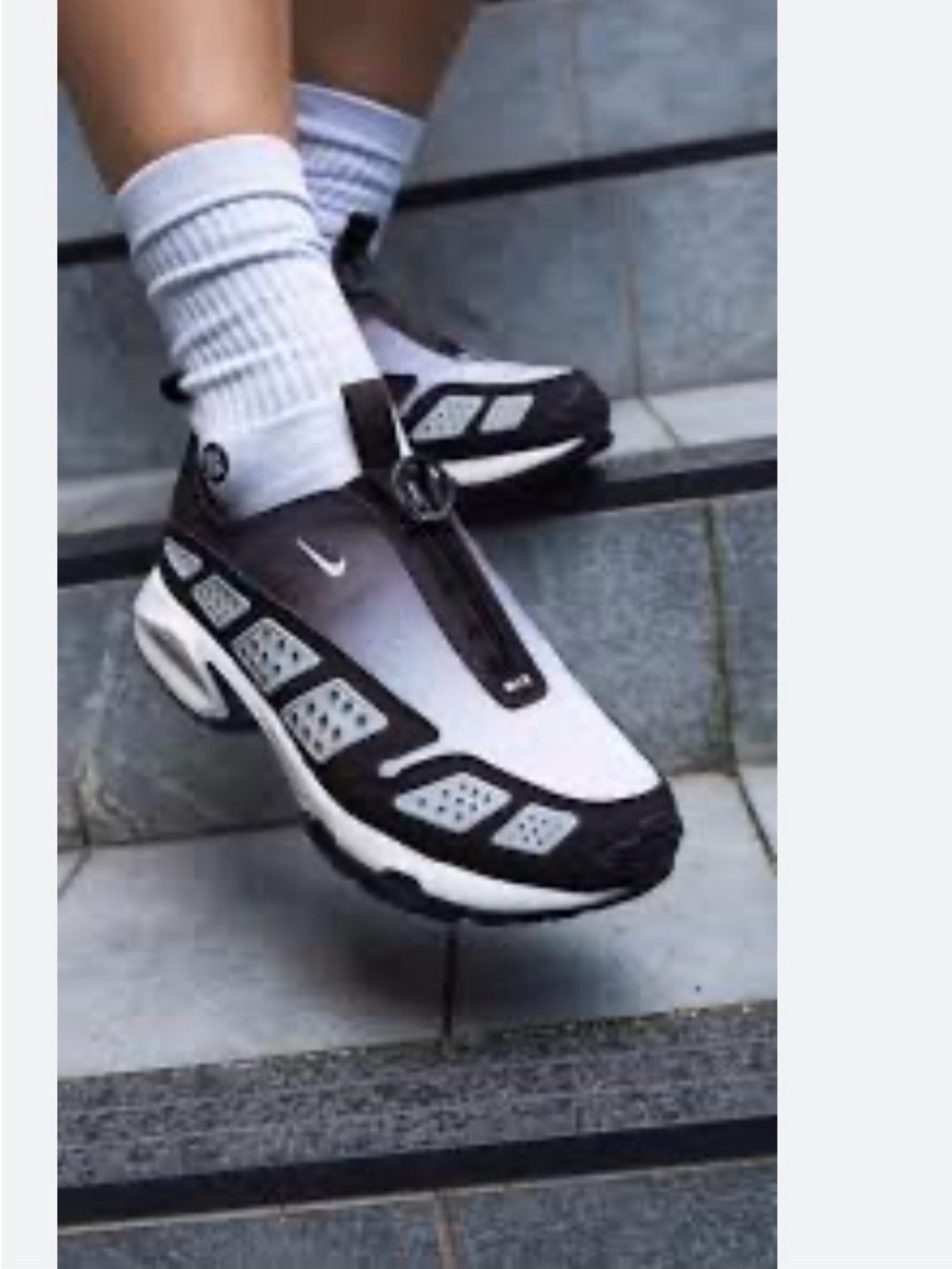 Nike Air Max SNDR - Cave Stone & Sail